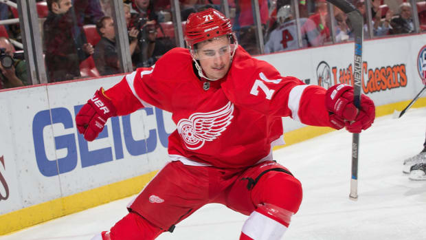 Dylan-Larkin-top-Reginek.jpg